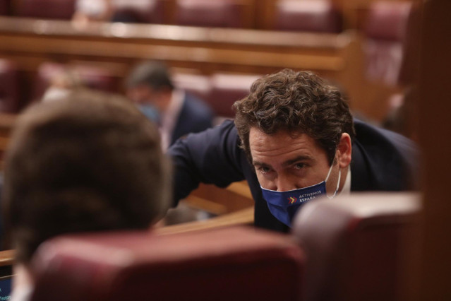 El secretario general del PP, Teodoro García Egea, durante el pleno de Debate de totalidad del Proyecto de Ley de Presupuestos Generales del Estado para el año 2021, en el Congreso de los Diputados de 2020.