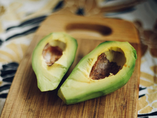 El aguacate es una de las frutas más versátiles y beneficiosas para nuestra salud