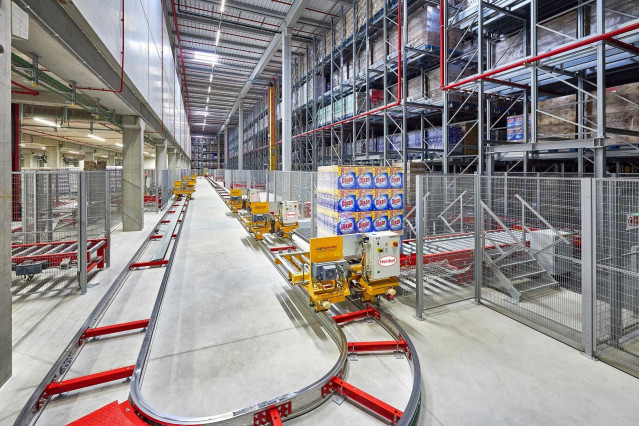 Almacén de Henkel en Montornés del Vallès (Barcelona)