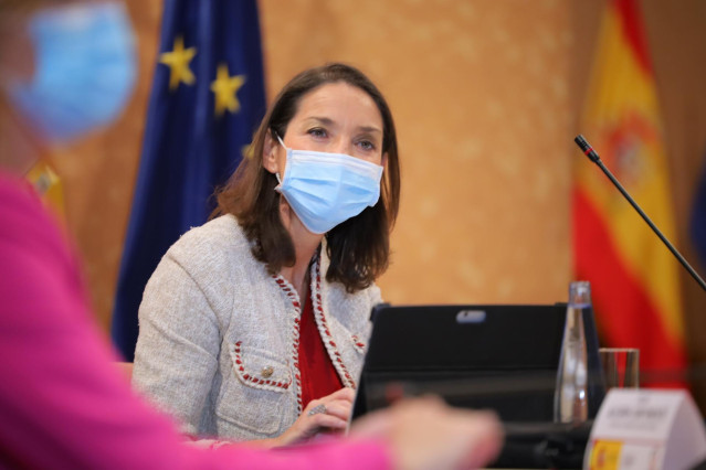 La ministra de Industria, Comercio y Turismo, Reyes Maroto, en el acto de este lunes.