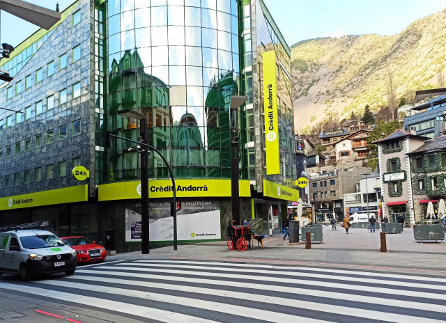 La sede central de Crèdit Andorrà, en el centro de Andorra la Vella.