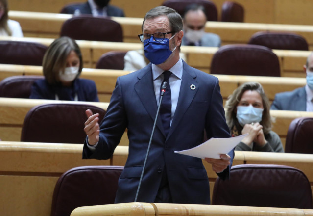 El portavoz del PP en el Senado, Javier Maroto, interviene durante una sesión de control al Gobierno en el Senado, en Madrid (España), a 3 de noviembre de 2020.