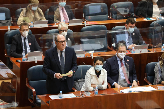El portavoz del PSOE en la Asamblea de Madrid, Ángel Gabilondo, interviene en una sesión de control al Gobierno en la Asamblea de Madrid, a 19 de noviembre de 2020. Durante este pleno el Ejecutivo regional contesta a cuestiones relacionadas, entre  otros