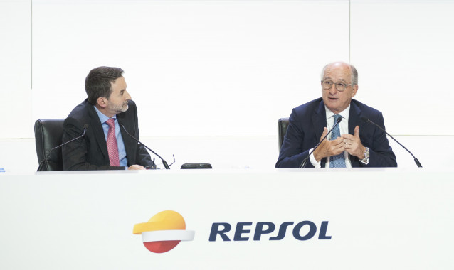Imaz y Brufau en la junta de accionistas de Repsol en 2017