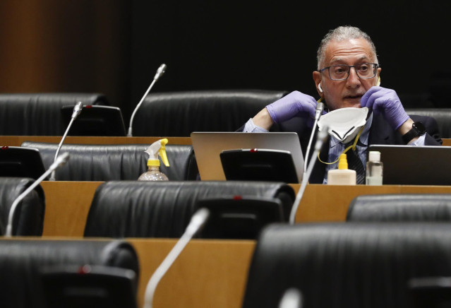 El diputado de Vox, Juan Luis Steegmann Olmedillas, en una reunion de la Comision de Sanidad