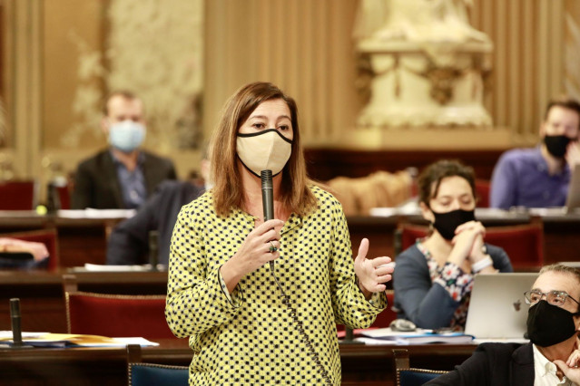 La presidenta del Govern, Francina Armengol, en una imagen de octubre en el Parlament.