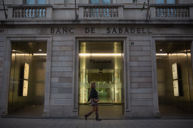 Sede histórica del Banc Sabadell en Sabadell, Barcelona, Catalunya (España), a 17 de noviembre de 2020