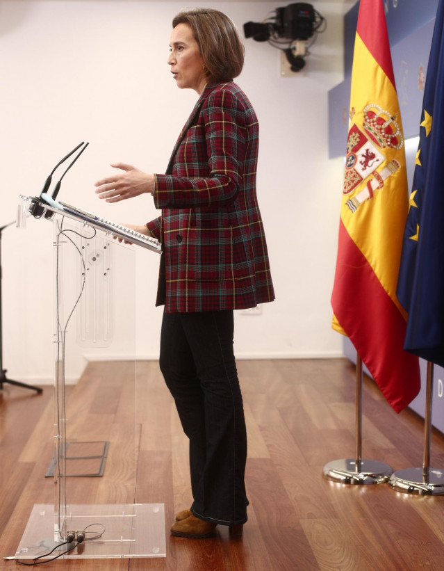 La portavoz del PP en el Congreso, Cuca Gamarra, ofrece una rueda de prensa mientras se celebra la Junta de Portavoces en la Cámara Baja, en Madrid (España), a 30 de noviembre de 2020.