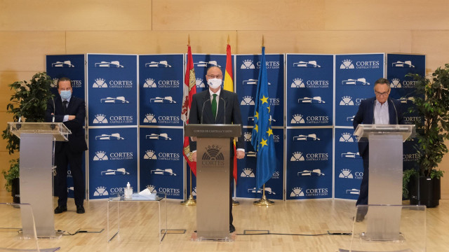 Un momento de la presentación del informe.