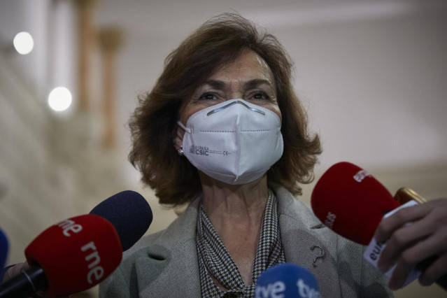 La vicepresidenta primera del Gobierno, Carmen Calvo, clausura un homenaje a Manuel Azaña en el Auditorio del Ateneo, en Madrid (España), a 30 de noviembre de 2020.