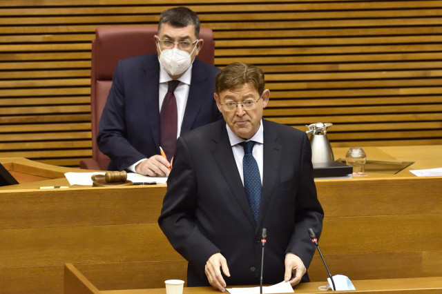 Puig en la sesión de control en Les Corts