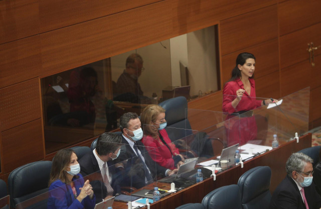 La portavoz de Vox en la Comunidad de Madrid, Rocío Monasterio, interviene durante una sesión de control al Gobierno en la Asamblea de Madrid (España), a 5 de noviembre de 2020. Monasterio ha preguntado a la presidenta regional, Isabel Díaz Ayuso, si la r