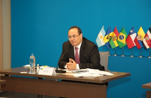 El presidente ejecutivo de CAF, Luis Carranza