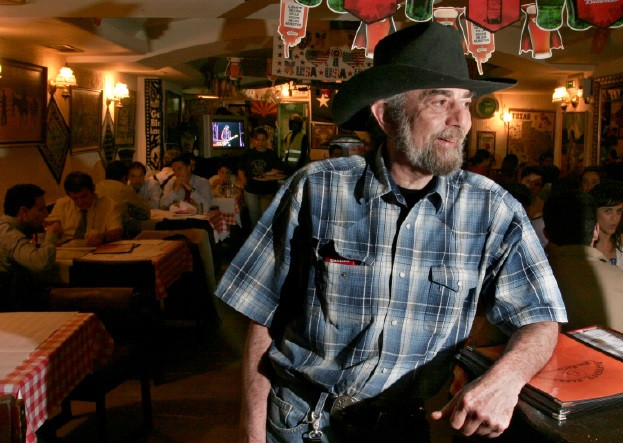 Alfred Gradus, fundador de las hamburgueserías Alfredo's Barbacoa