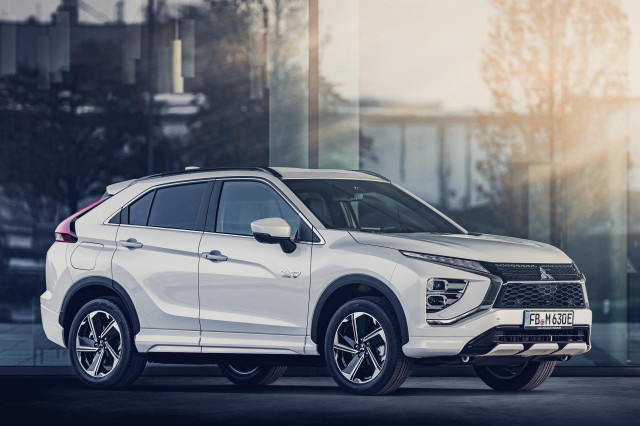 Mitsubishi Eclipse Cross híbrido enchufable.