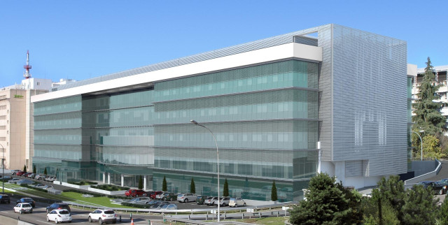 Edificio alquilado por Axa para su nueva sede.