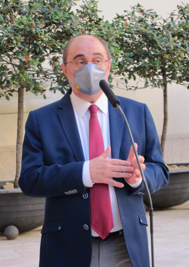 Lambán cree que hay que entender España como 