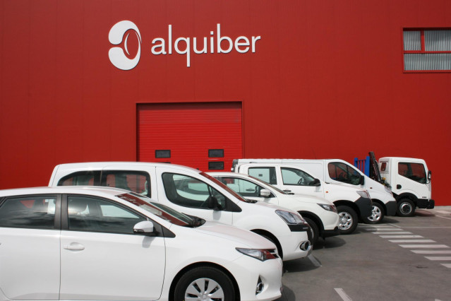 Imagen de la flota de Alquiber.