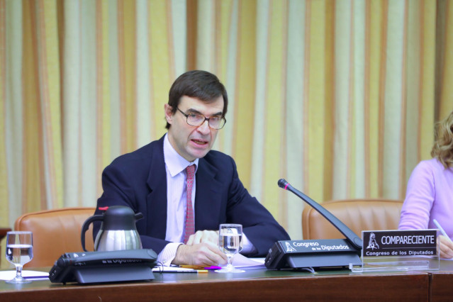El secretario de Estado para la Unión Europea, Juan González-Barba Pera, comparece en la comisión Mixta para la Unión Europea del Congreso de los Diputados, en Madrid (España), a 9 de diciembre de 2020. Durante la comisión se desarrollará un debate sobre