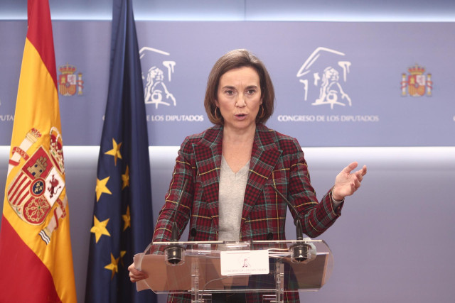 La portavoz del PP en el Congreso, Cuca Gamarra, ofrece una rueda de prensa mientras se celebra la Junta de Portavoces en la Cámara Baja, en Madrid (España), a 30 de noviembre de 2020.