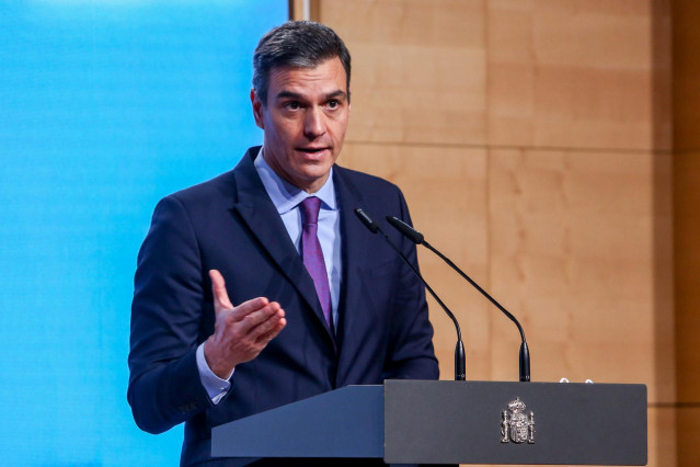 El presidente del Gobierno, Pedro Sánchez, presenta el Programa Misiones de Ciencia e Innovación, en el Museo de Ciencia y Tecnología (MUNCYT), en Alcobendas, Madrid (España), a 9 de diciembre de 2020.