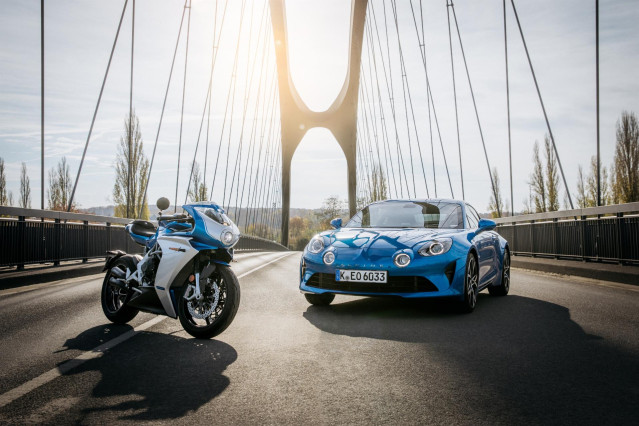 MV Agusta y Alpine.