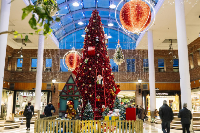 Se confía en que la reapertura del comercio coincidiendo con las compras navideñas reactiven la afluencia a final de año.
