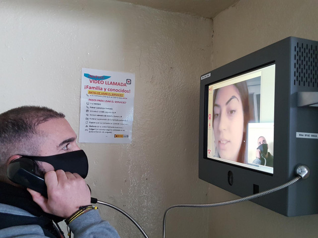 Instituciones Penitenciarias instala las primeras cabinas para videollamadas a cobro revertido