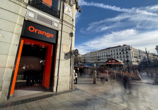 Exterior de la tienda de la compañía telefónica Orange en Madrid