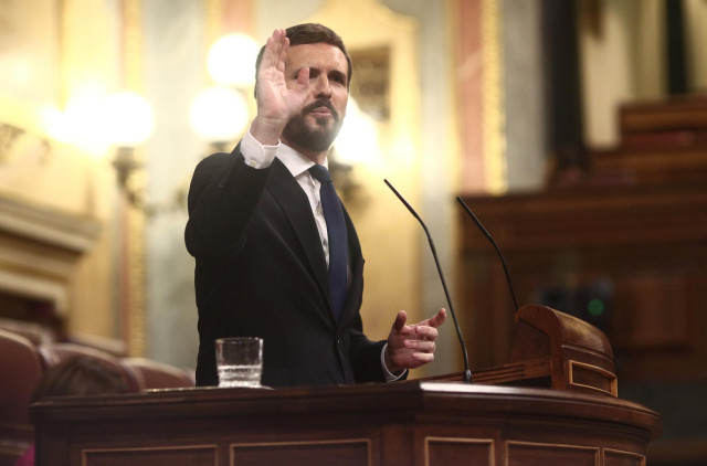 El presidente del PP, Pablo Casado interviene durante una sesión de control al Gobierno, en Madrid (España), a 16 de diciembre de 2020. Durante el pleno, el presidente del Gobierno ha hecho un primer balance del segundo estado de alarma decretado el pasad