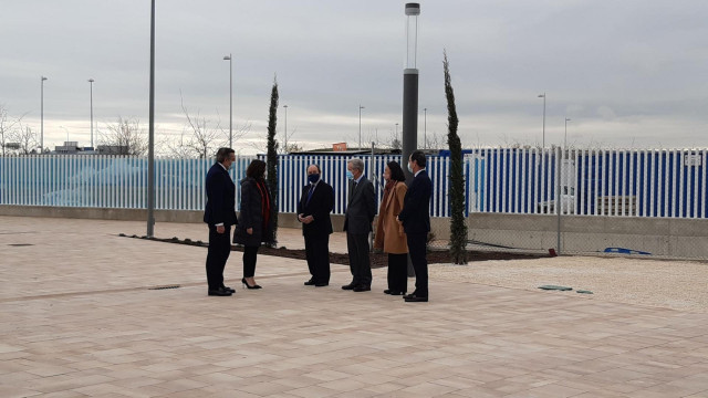 Ayuso visita el Instituto de Medicina Legal y Ciencias Forenses
