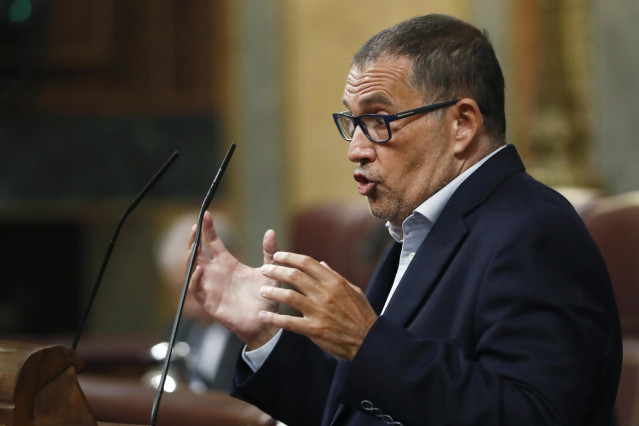 El diputado de Junts Per Catalunya Jaume Alonso-Cuevillas interviene este miércoles durante el pleno del Congreso de los Diputados, en Madrid (España), a 13 de mayo de 2020.