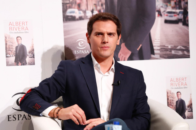 El expresidente de Ciudadanos Albert Rivera durante la presentación de su libro 'Un ciudadano libre' en el Auditorio Gabriela Mistral de Casa de América, en Madrid (España), a 22 de septiembre de 2020.