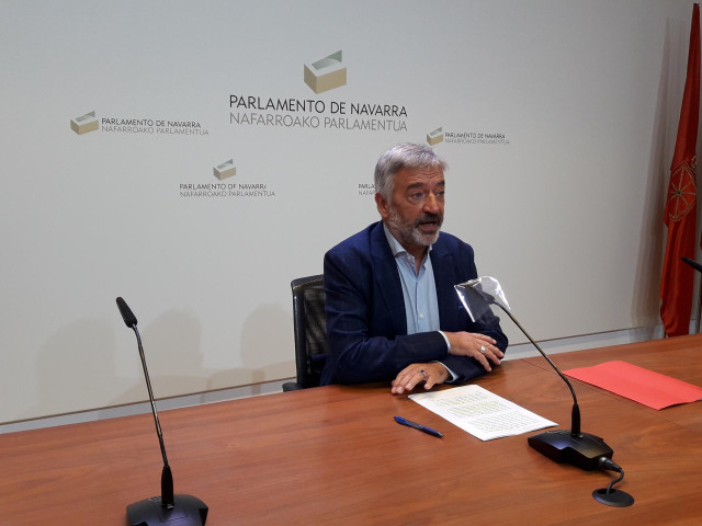 El senador autonómico por Navarra, Koldo Martínez (Geroa Bai), en una rueda de prensa este 2 de octubre de 2020.