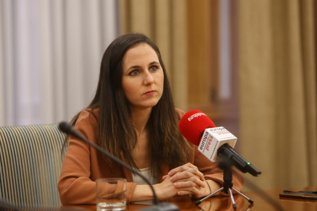 La secretaria de Estado para la Agenda 2030 y dirigente de Unidas Podemos, Ione Belarra, en una entrevista con Europa Press en la sede del Ministerio de Derechos Sociales, en Madrid (España), a 16 de diciembre de 2020.