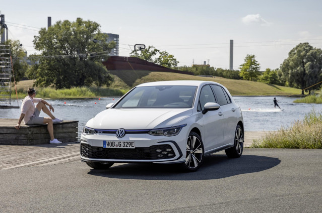 Volkswagen Golf GTE híbrido enchufable.