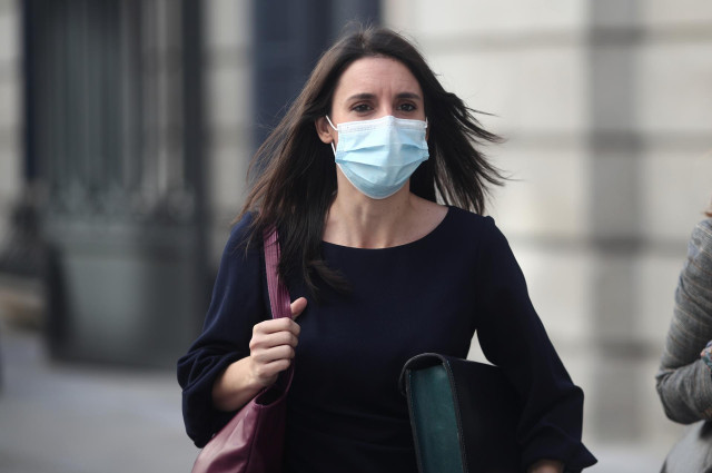 La ministra de Igualdad, Irene Montero, a su llegada a un pleno en el Congreso