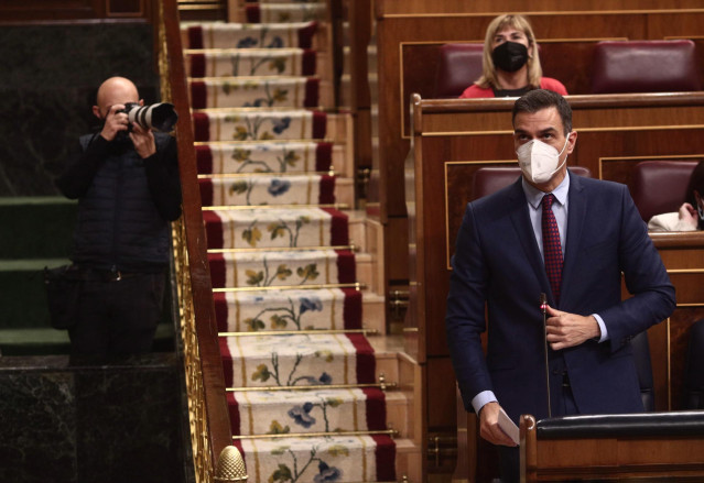 El presidente del Gobierno, Pedro Sánchez, durante una sesión en el Pleno del Congreso de los Diputados.