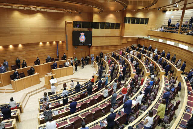 Hemiciclo del Senado durante la primera sesión plenaria tras el parón estival, en Madrid (España).