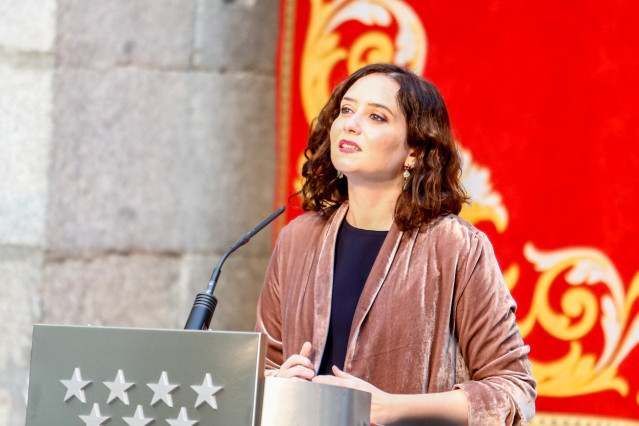 La presidenta de la Comunidad de Madrid, Isabel Díaz Ayuso, ofrece una rueda de prensa tras mantener el último Consejo de Gobierno del año, en Madrid (España), a 29 de diciembre de 2020. Ayuso, ha resumido el año 2020 como el del 
