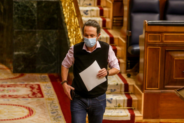 Iglesias respeta que Illa sea candidato del PSC y dice que es el PSOE el que tiene que explicar esta decisión