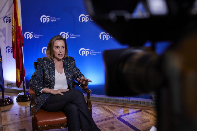 La portavoz del Grupo Popular en el Congreso, Cuca Gamarra, en una entrevista con Europa Press, en Madrid (España), a 30 de diciembre de 2020.