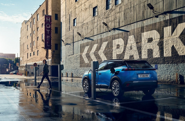 Nuevo Peugeot 2008 eléctrico.