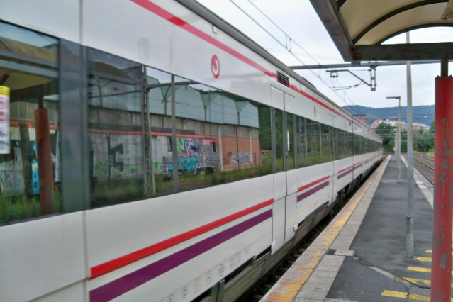 Tren de Renfe Cercanías B