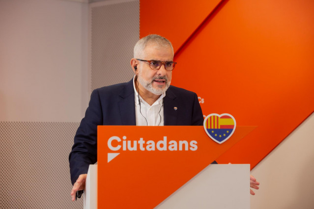 El candidato de Ciudadanos a la Presidencia de la Generalitat de Cataluña, Carlos Carrizosa, en un Encuentro Digital de Europa Press en Barcelona.