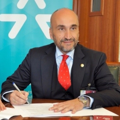 El presidente del Consejo General de Gestores Administrativos, Fernando Santiago.