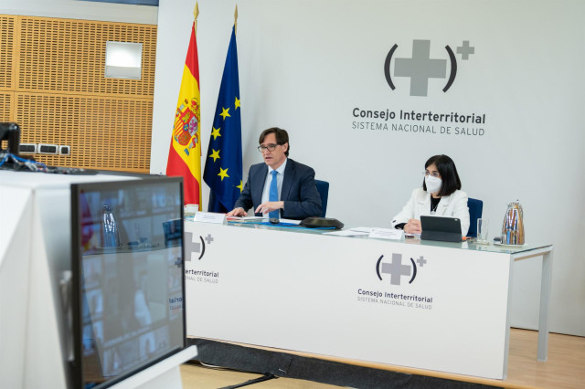 Salvador Illa y carolina Darias durante el Consejo Interterritorial del Sistema Nacional de Salud el 4 de enero de 2020.