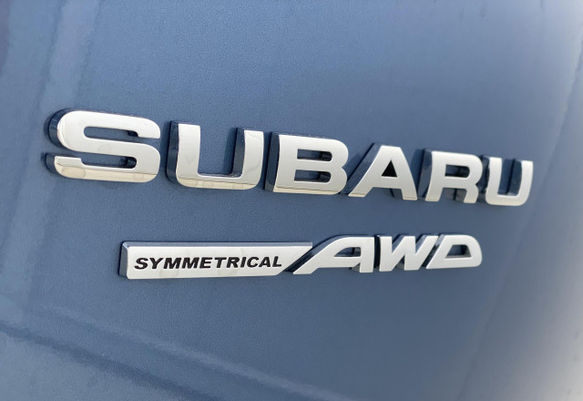 Logotipo de Subaru