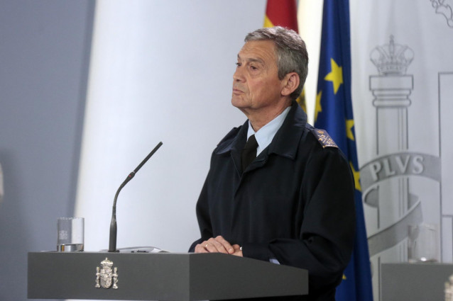 El Jefe de Estado Mayor de la Defensa (JEMAD), Miguel Ángel Villarroya, en una rueda de prensa en el Palacio de la Moncloa