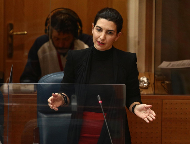 La portavoz de Vox en la Asamblea de Madrid, Rocío Monasterio, interviene durante una sesión extraordinaria en la Asamblea de Madrid (España), a 21 de enero de 2021. En el pleno se debate la Declaración Institucional sobre zonas catastróficas en Madrid po